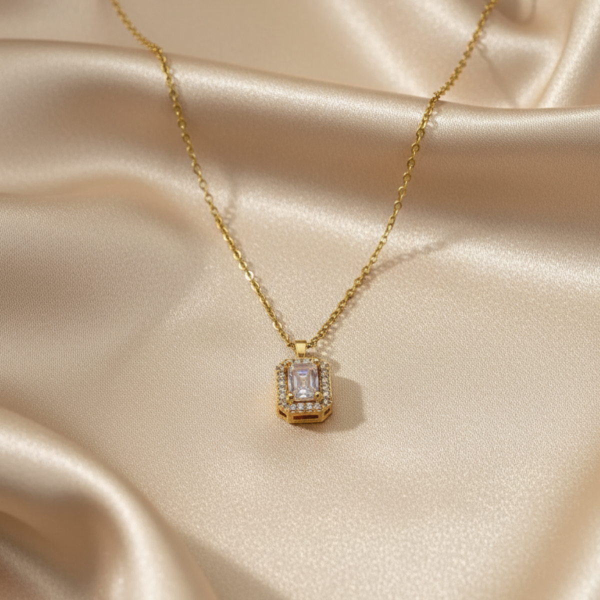 Eterna Kolye