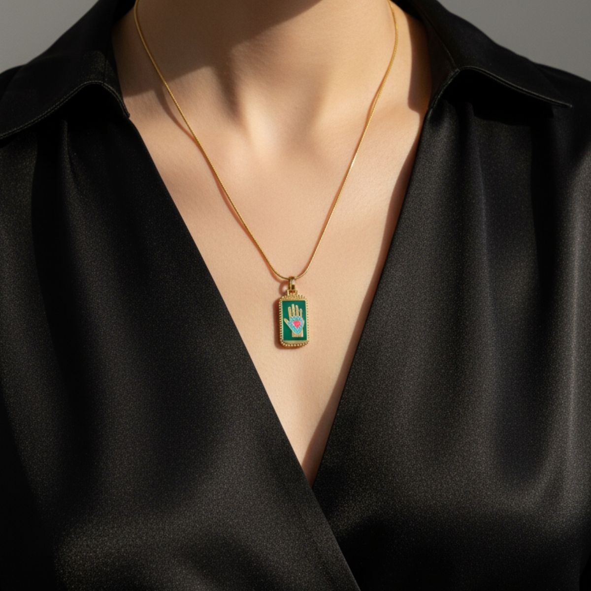 Fatma'nın Eli Tarot Kolye