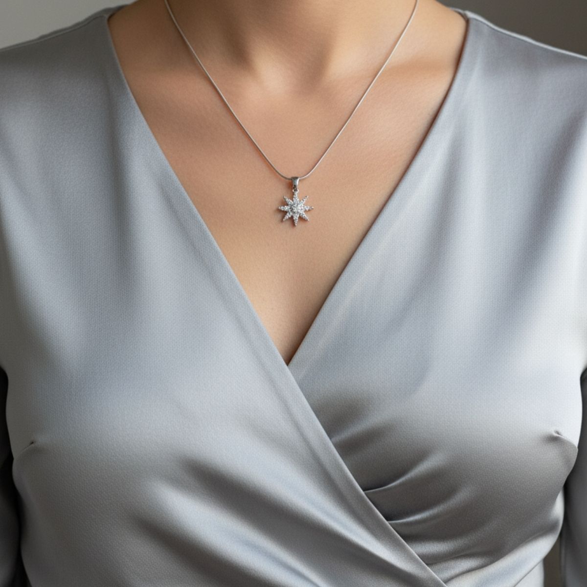 Zirkon Taşlı Kutup Yıldızı