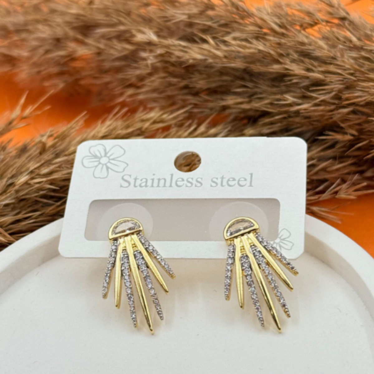 Zirkon Taşlı Işıltılı Model Kadın Küpe
